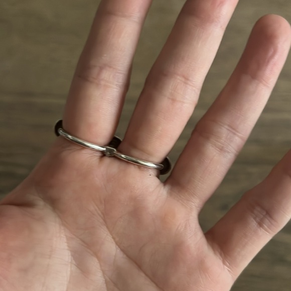 Valou Silver 3 Cap Ring - Picture 3 of 4